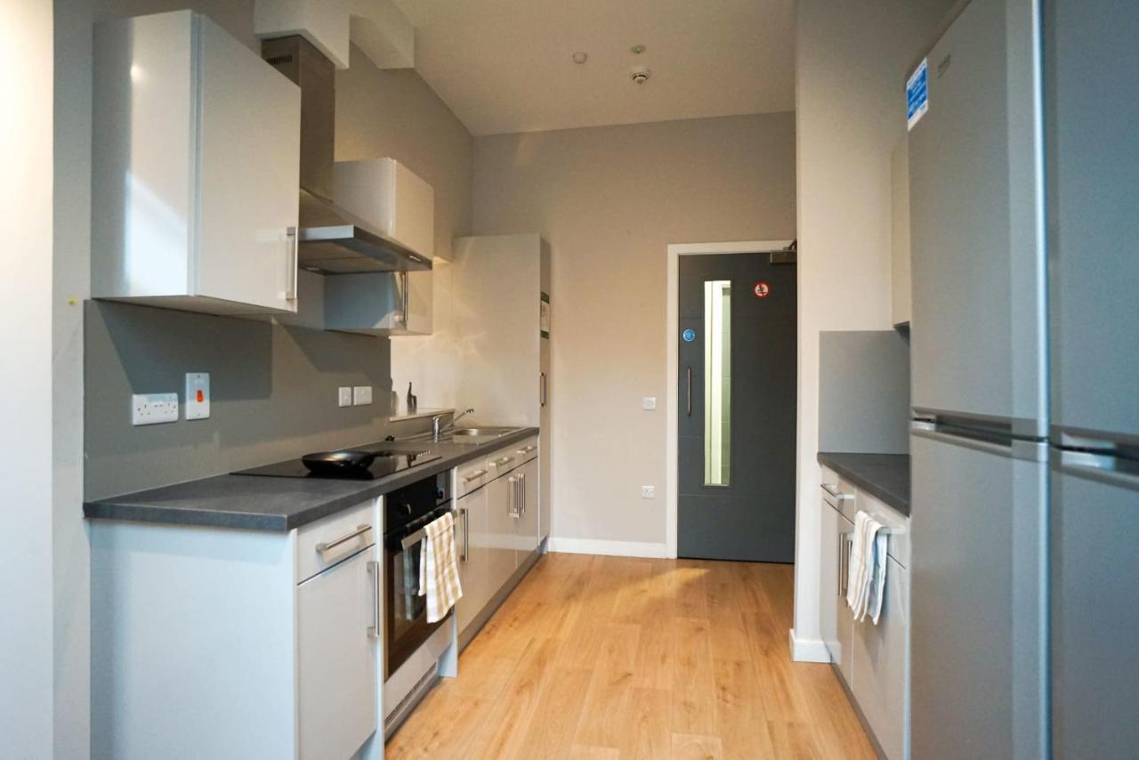 1 Bedroom Apartments, Studios And Ensuite Bedrooms With Shared Kitchen At Centro House In Stirling Buitenkant foto