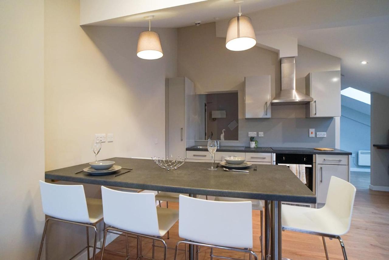 1 Bedroom Apartments, Studios And Ensuite Bedrooms With Shared Kitchen At Centro House In Stirling Buitenkant foto