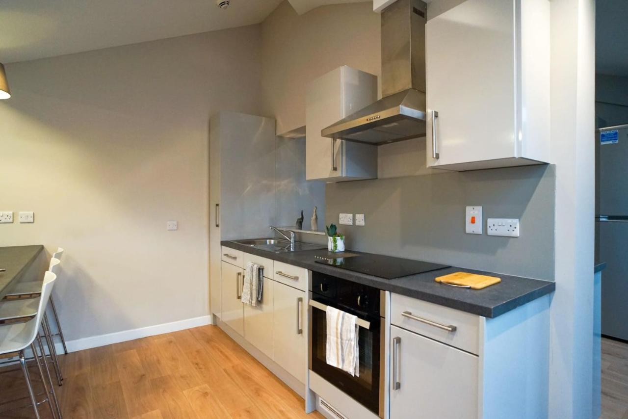 1 Bedroom Apartments, Studios And Ensuite Bedrooms With Shared Kitchen At Centro House In Stirling Buitenkant foto